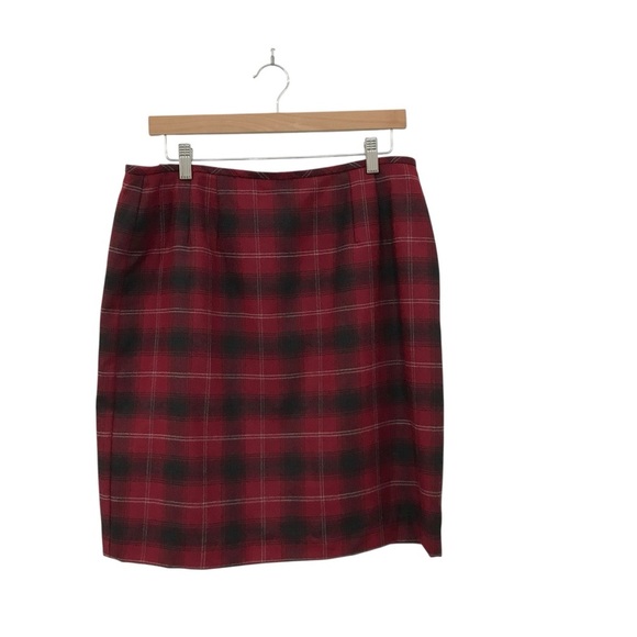 Vintage Liz Claiborne Red Plaid Wool Wrap Skirt Size 14 Christmas - Picture 3 of 5
